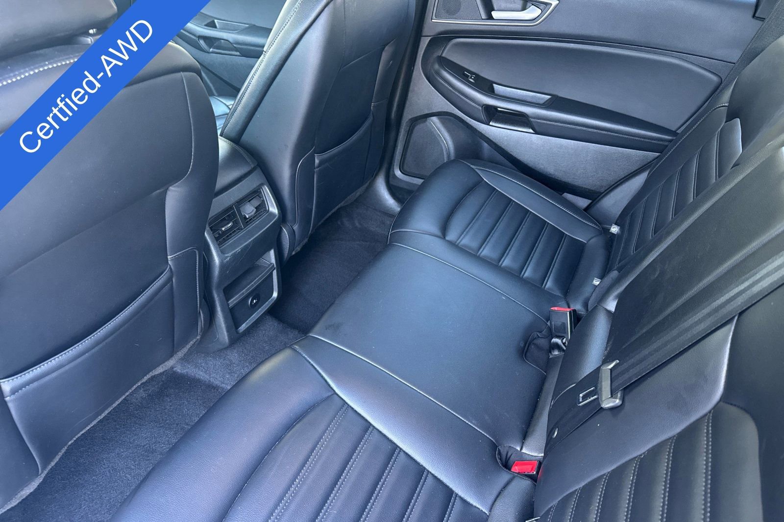 Certified 2024 Ford Edge SEL AWD/4WD image 13