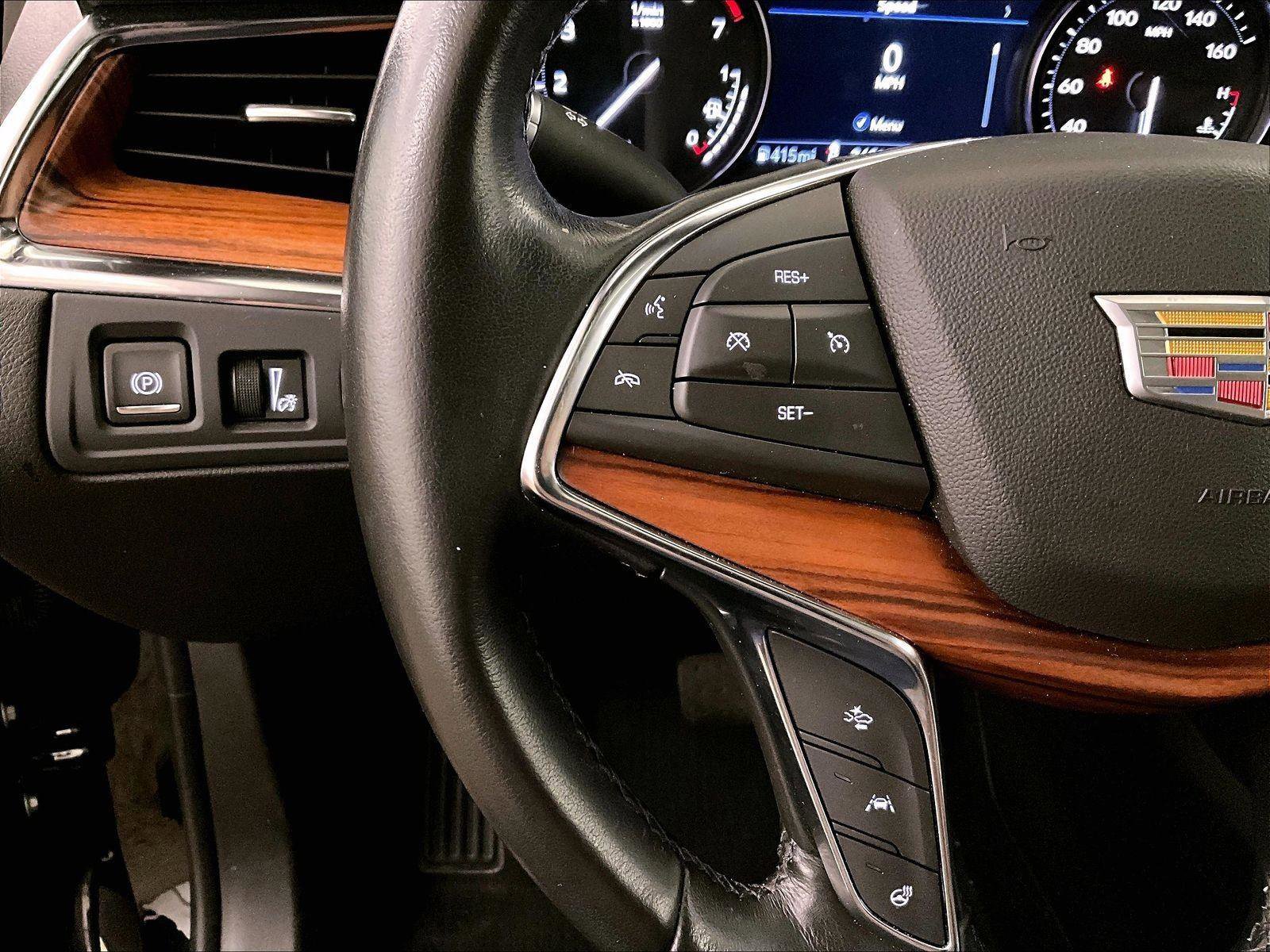 Used 2021 Cadillac XT5 Premium Luxury AWD/4WD image 17