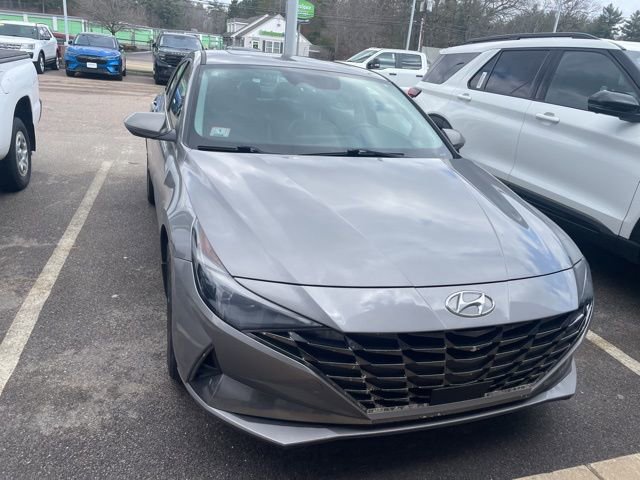 Used 2023 Hyundai Elantra Limited FWD image 1