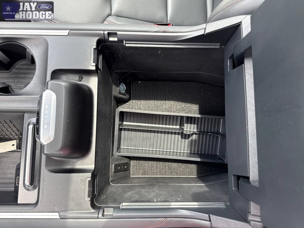 Certified 2025 Ford Expedition Active AWD/4WD image 14