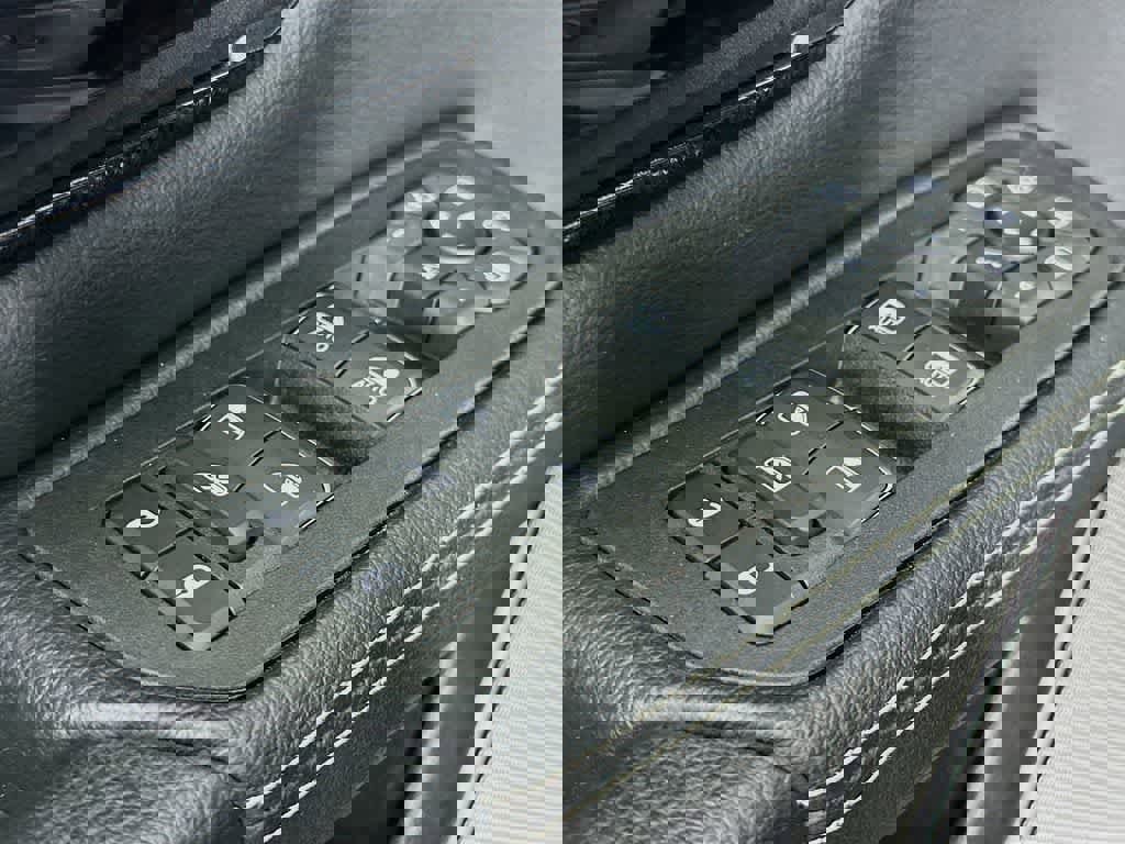 Used 2025 RAM 1500 Rebel w/ Advanced Safety Group II image 29