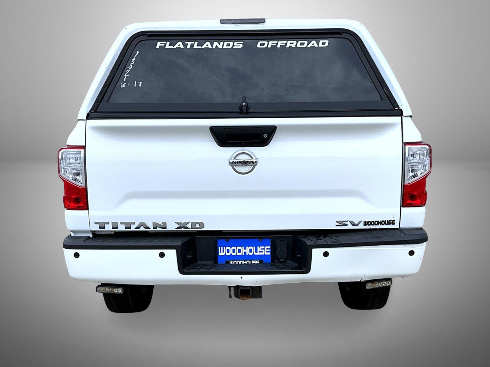 Used 2017 Nissan Titan SV AWD/4WD image 6