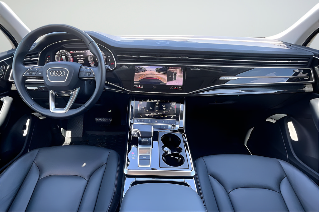 Used 2022 Audi Q7 3.0T Premium AWD/4WD image 7