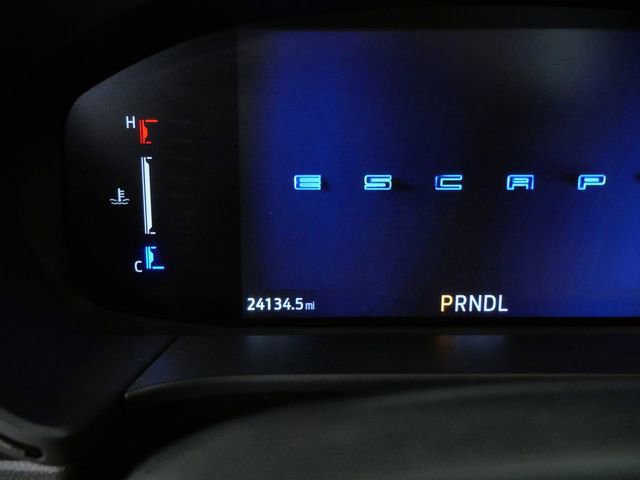Certified 2025 Ford Escape ST-Line image 17