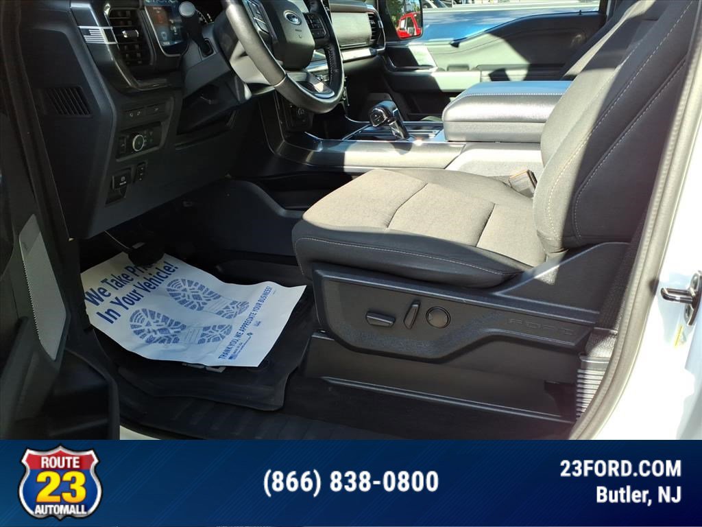 Certified 2022 Ford F150 XLT w/ Equipment Group 302A High image 15