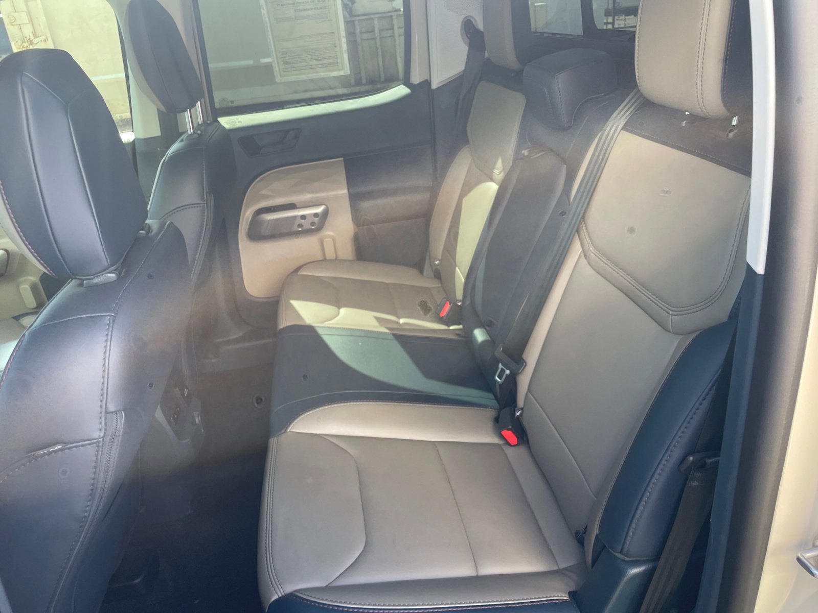 Certified 2025 Ford Maverick Lariat w/ 4K Tow Package AWD/4WD image 26