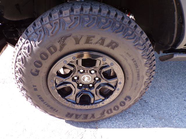 Certified 2025 Ford Bronco Outer Banks w/ Sasquatch Package AWD/4WD image 5