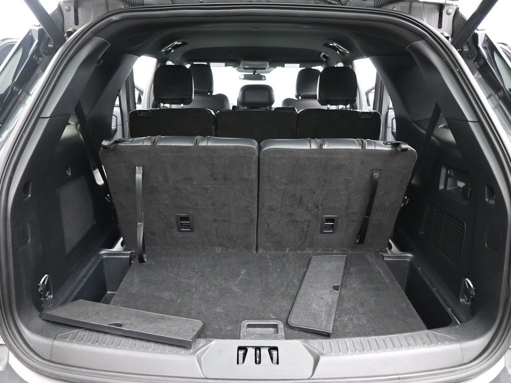 Certified 2025 Ford Explorer ST-Line w/ ST-Line Street Pack AWD/4WD image 24
