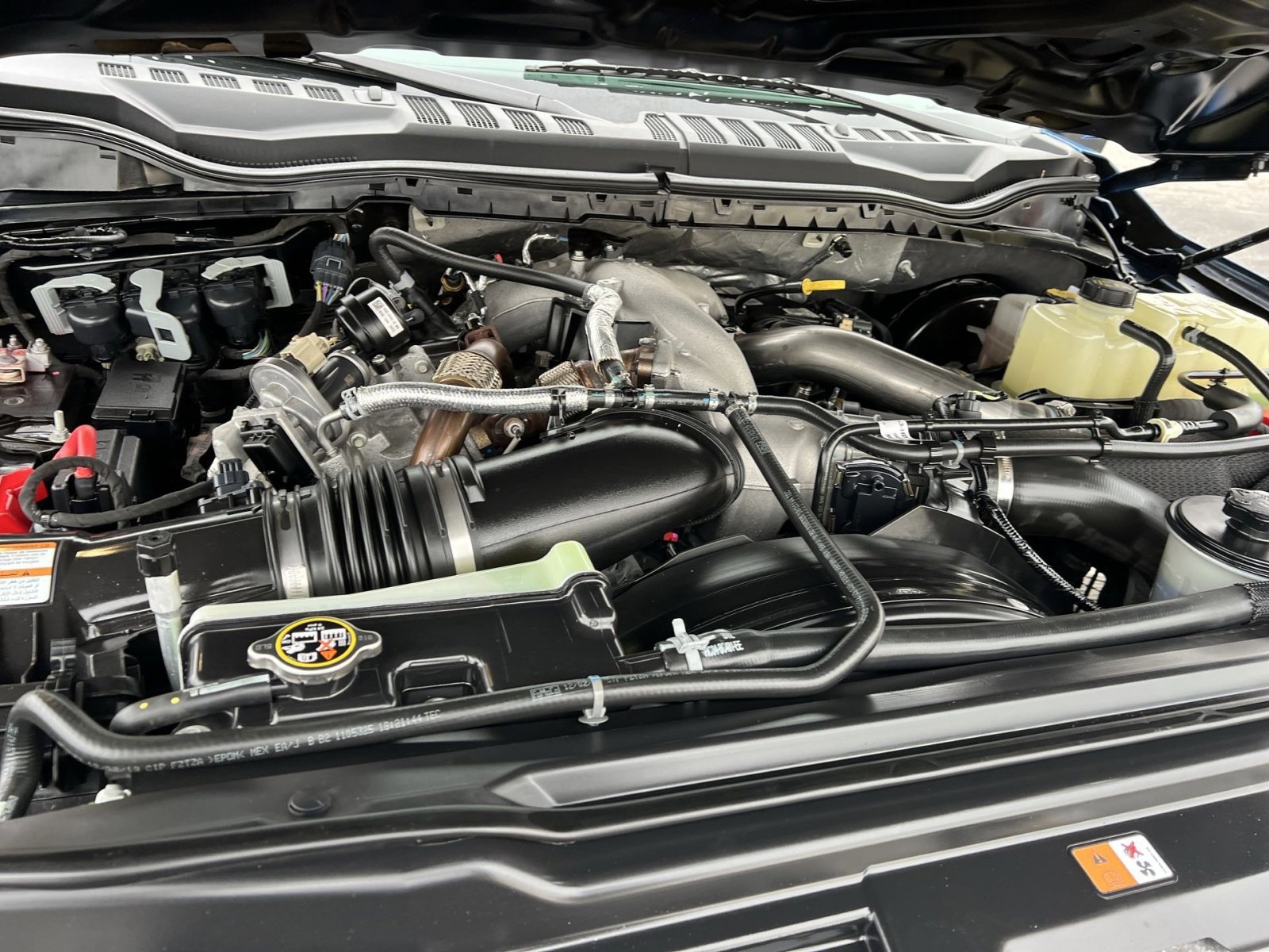 Certified 2020 Ford F350 Lariat image 28