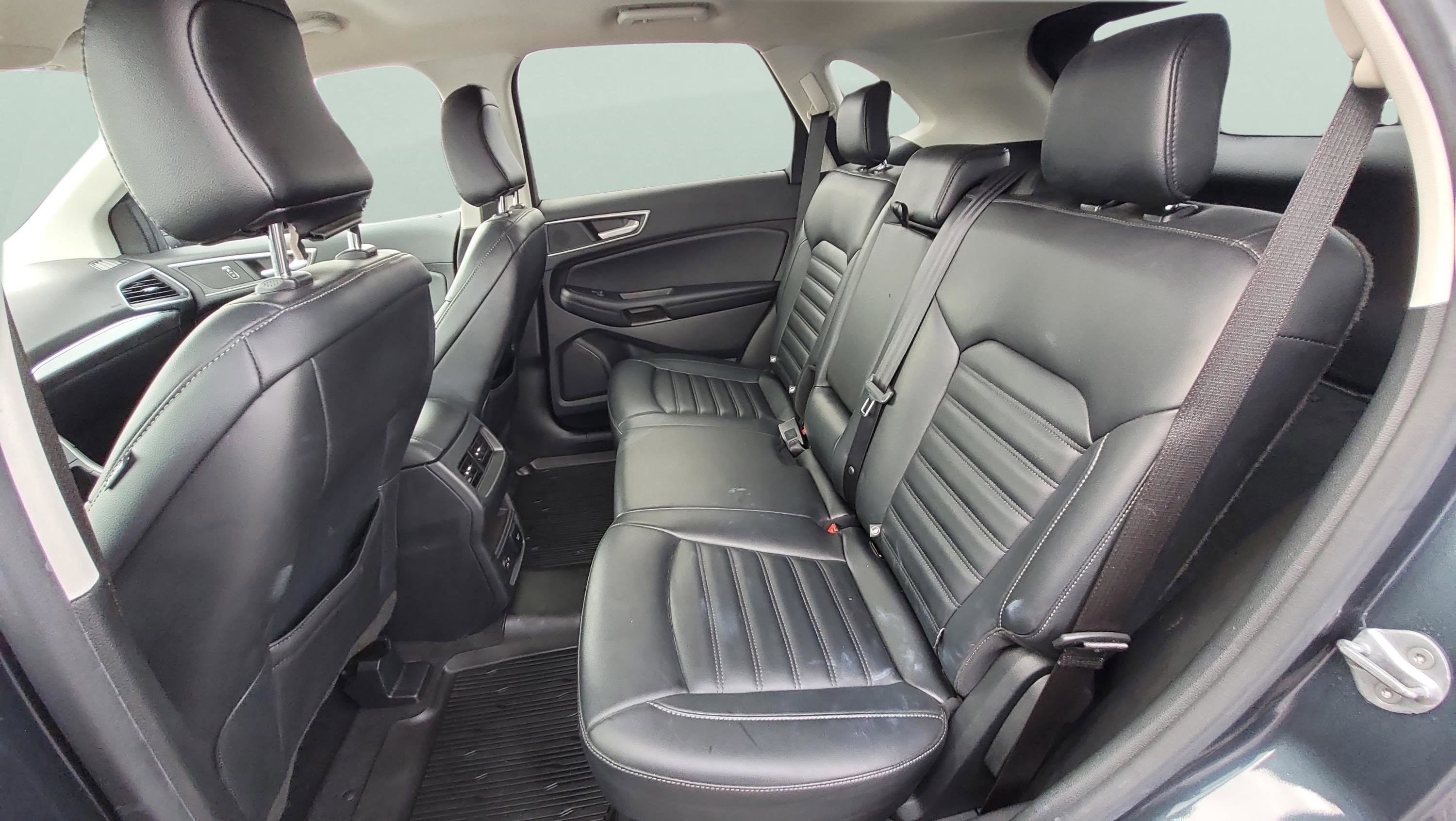 Certified 2022 Ford Edge SEL w/ Convenience Package image 15