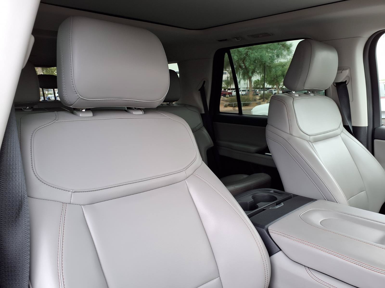Certified 2025 Ford Expedition Active AWD/4WD image 12