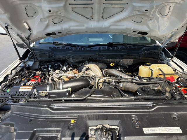 Certified 2020 Ford F250 XLT AWD/4WD image 4