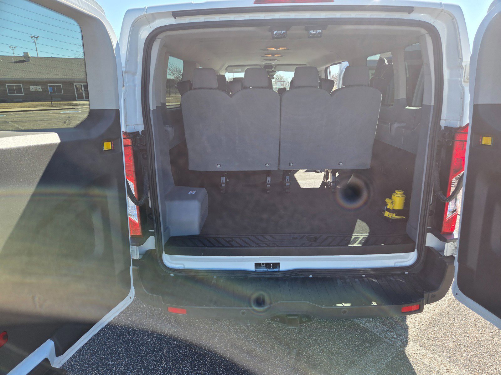 Certified 2018 Ford Transit 350 XLT image 14