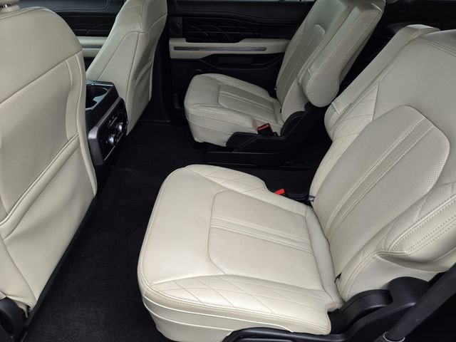 Certified 2020 Ford Expedition Platinum RWD image 29