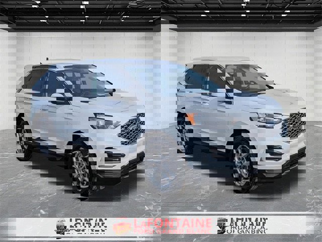 Certified 2023 Ford Edge SEL image 7