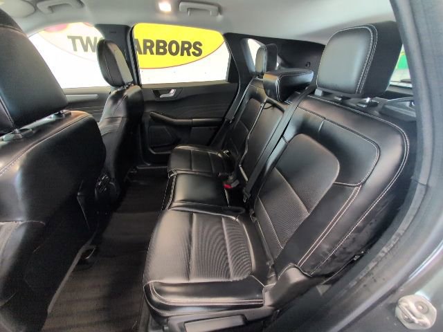 Certified 2023 Ford Escape Platinum image 28