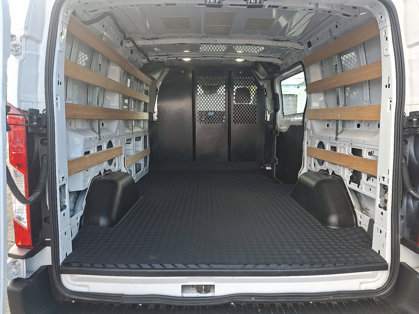 Certified 2024 Ford Transit 250 Low Roof w/ Exterior Upgrade Package image 25