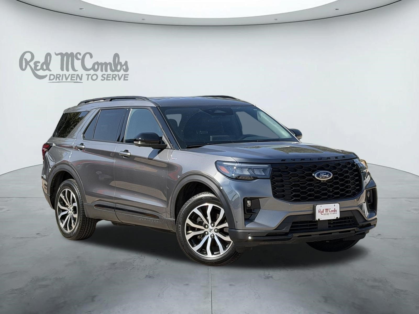 Certified 2025 Ford Explorer ST-Line AWD/4WD image 1