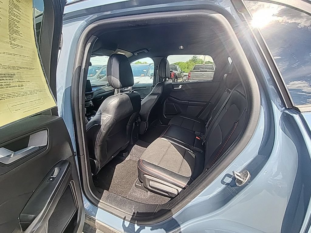 Certified 2023 Ford Escape ST-Line w/ Tech Pack #1 AWD/4WD image 11