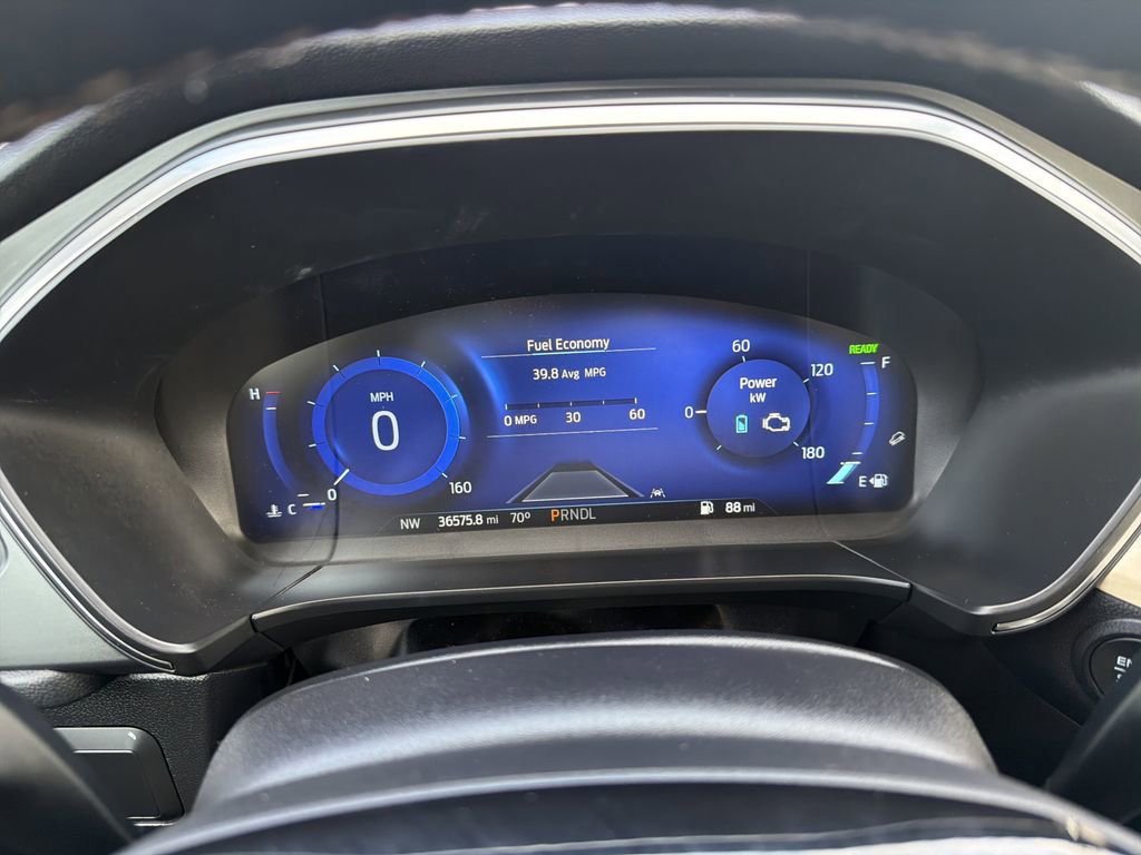 Certified 2022 Ford Escape Titanium w/ Titanium Elite Package image 29