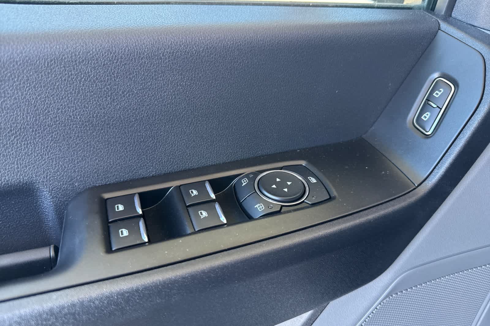 Certified 2024 Ford F550 4x4 Crew Cab Super Duty image 11
