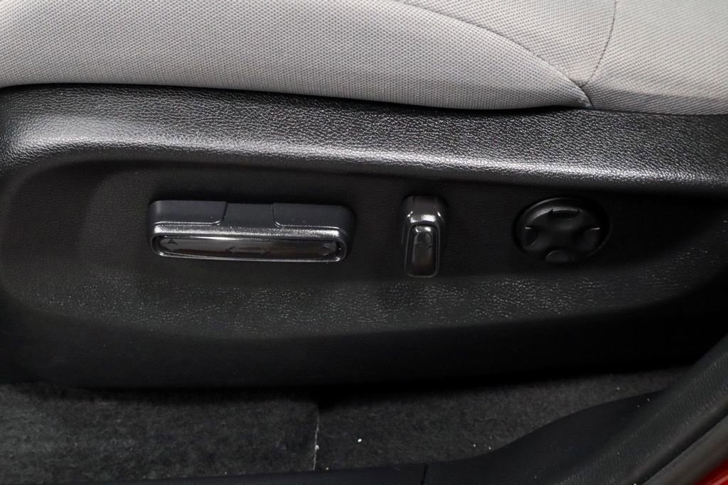 Used 2021 Honda CR-V EX image 28