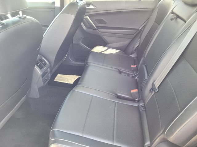 Used 2019 Volkswagen Tiguan SE AWD/4WD image 13
