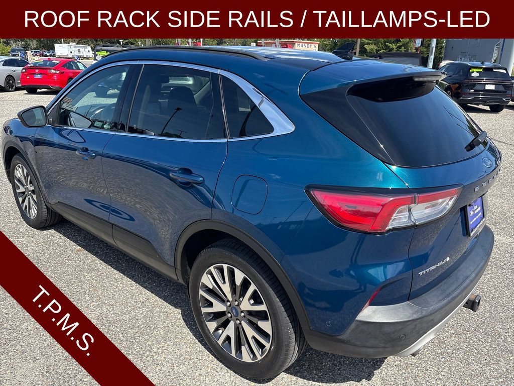 Certified 2020 Ford Escape Titanium AWD/4WD image 29