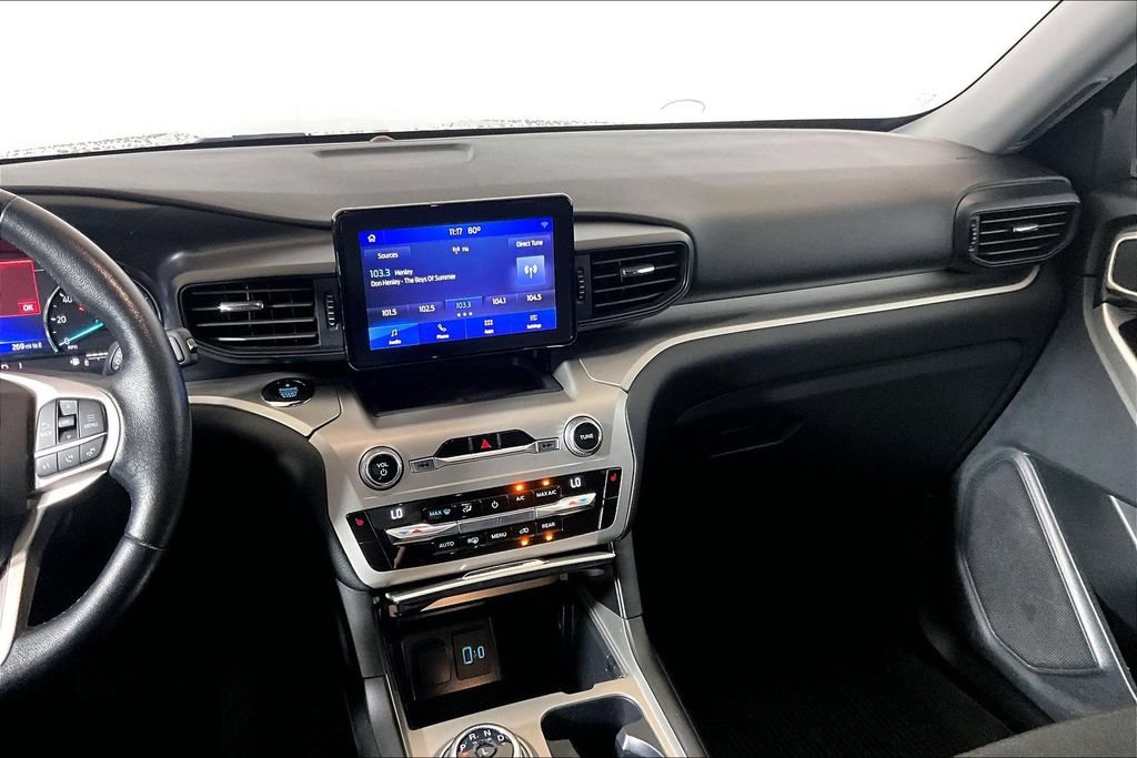Certified 2021 Ford Explorer XLT RWD image 5