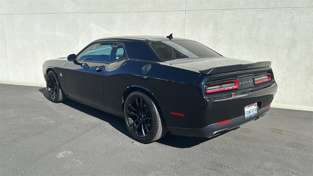 Used 2022 Dodge Challenger R/T Scat Pack w/ Dynamics Package image 3