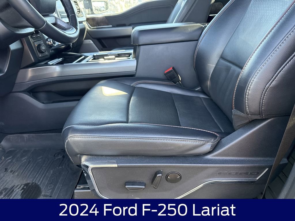 Certified 2024 Ford F250 Lariat w/ Chrome Package image 12