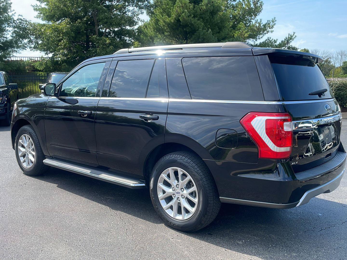 Certified 2021 Ford Expedition XLT RWD image 2