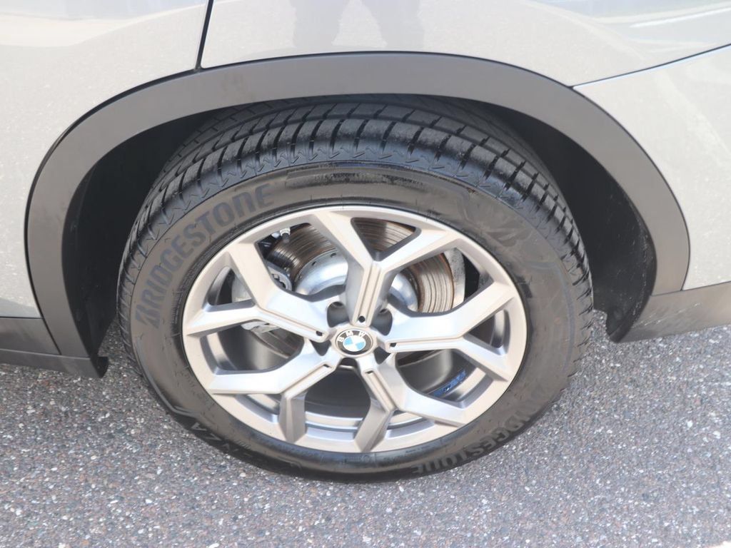 Used 2024 BMW X3 xDrive30i AWD/4WD image 23
