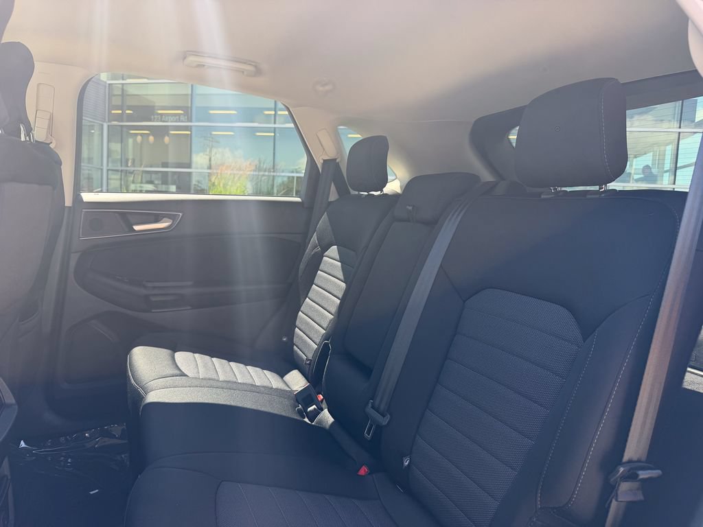 Certified 2018 Ford Edge SE AWD/4WD image 14