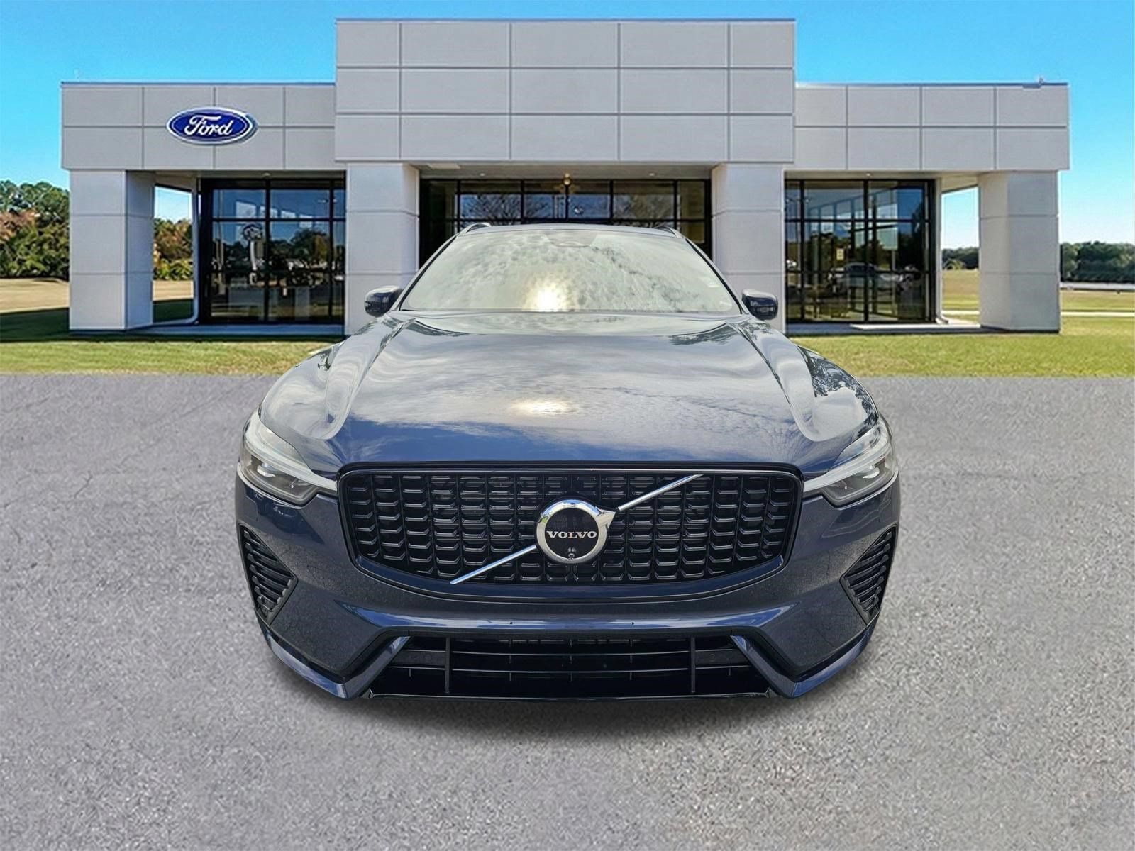 Used 2024 Volvo XC60 B5 Ultimate AWD/4WD image 9