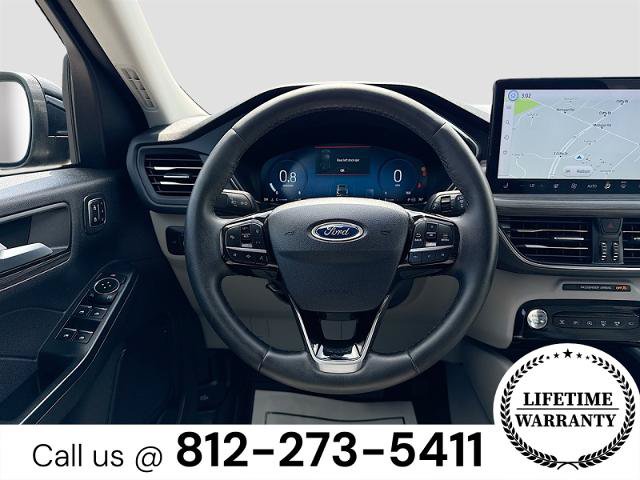 Certified 2023 Ford Escape Platinum AWD/4WD image 22