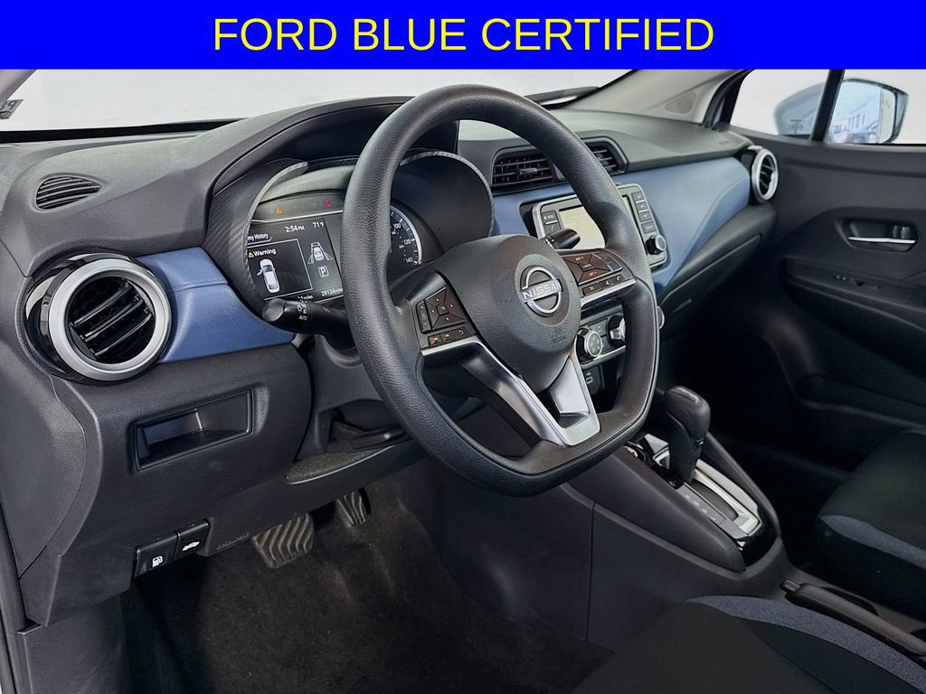 Used 2025 Nissan Versa SV image 17