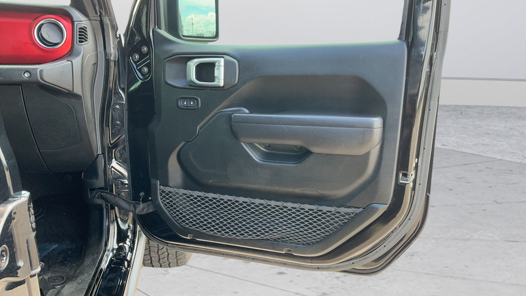 Used 2021 Jeep Wrangler Unlimited Rubicon AWD/4WD image 23