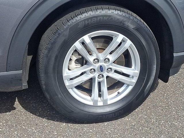 Certified 2023 Ford Explorer XLT w/ Equipment Group 202A AWD/4WD image 8