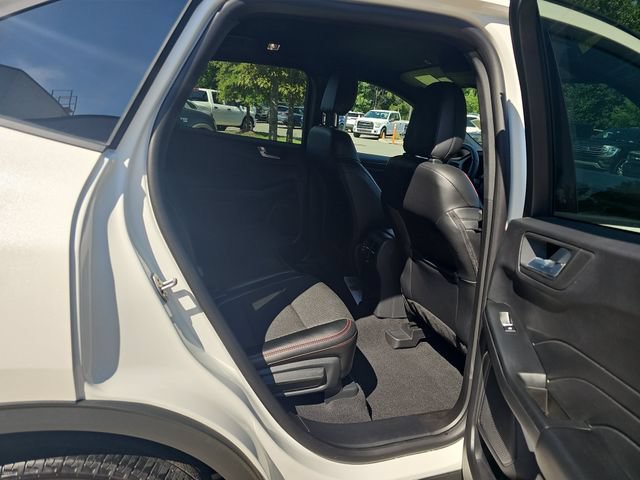 Certified 2025 Ford Escape ST-Line Select AWD/4WD image 11