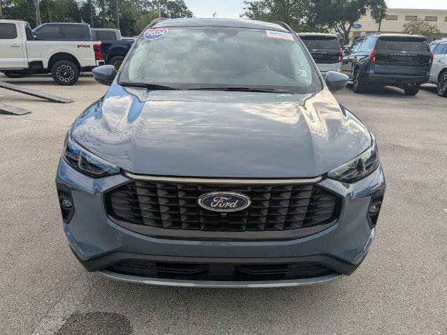 Certified 2024 Ford Escape Platinum AWD/4WD image 9