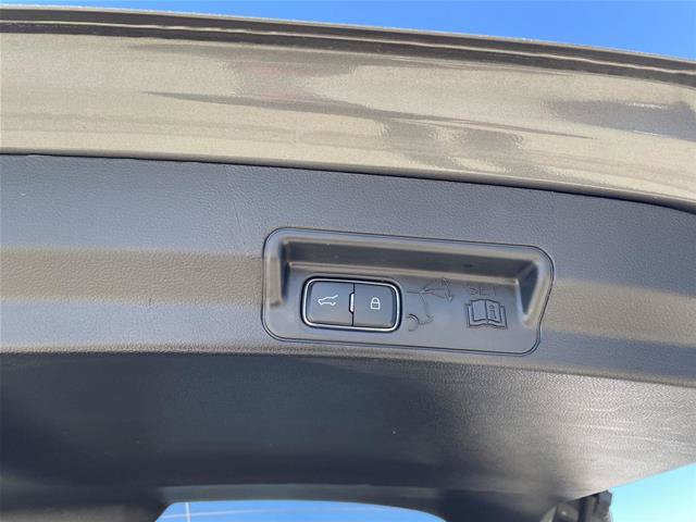 Certified 2025 Ford Explorer ST-Line w/ ST-Line Street Pack AWD/4WD image 38