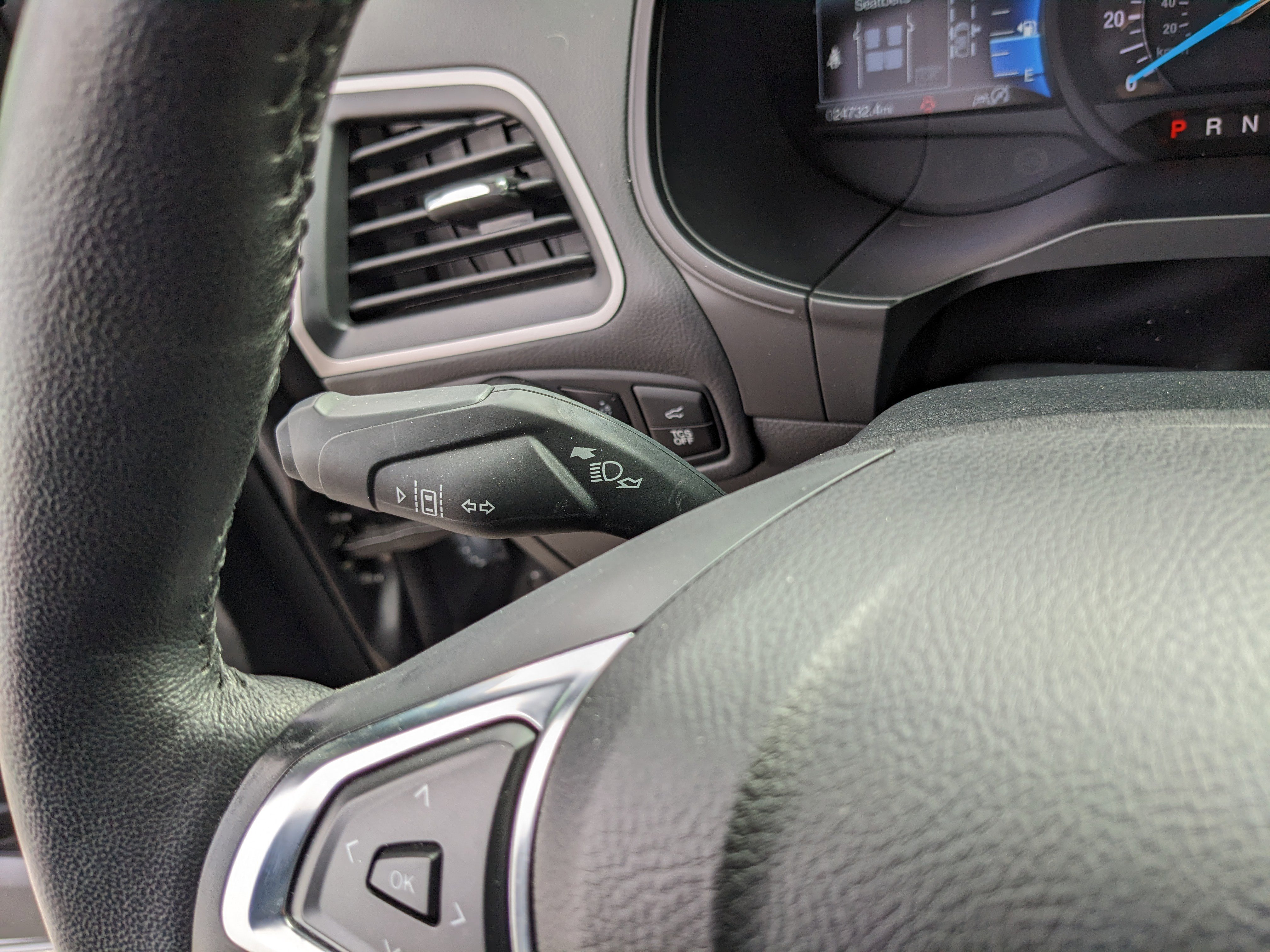 Certified 2023 Ford Edge SEL w/ Convenience Package image 32