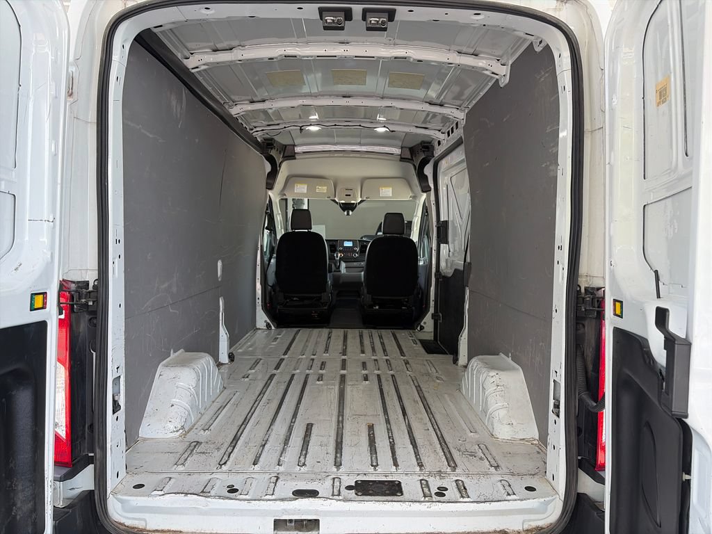 Certified 2023 Ford Transit 250 Medium Roof AWD image 23