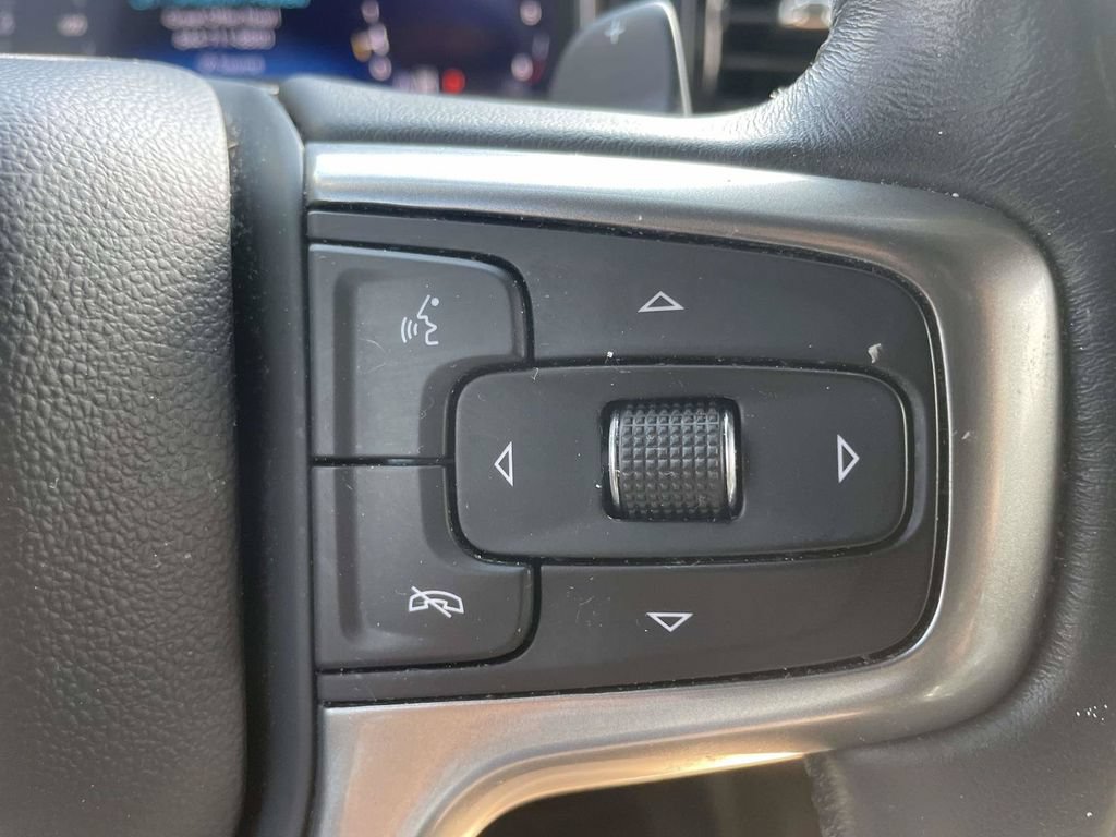 Used 2022 Chevrolet Silverado 1500 LT AWD/4WD image 25