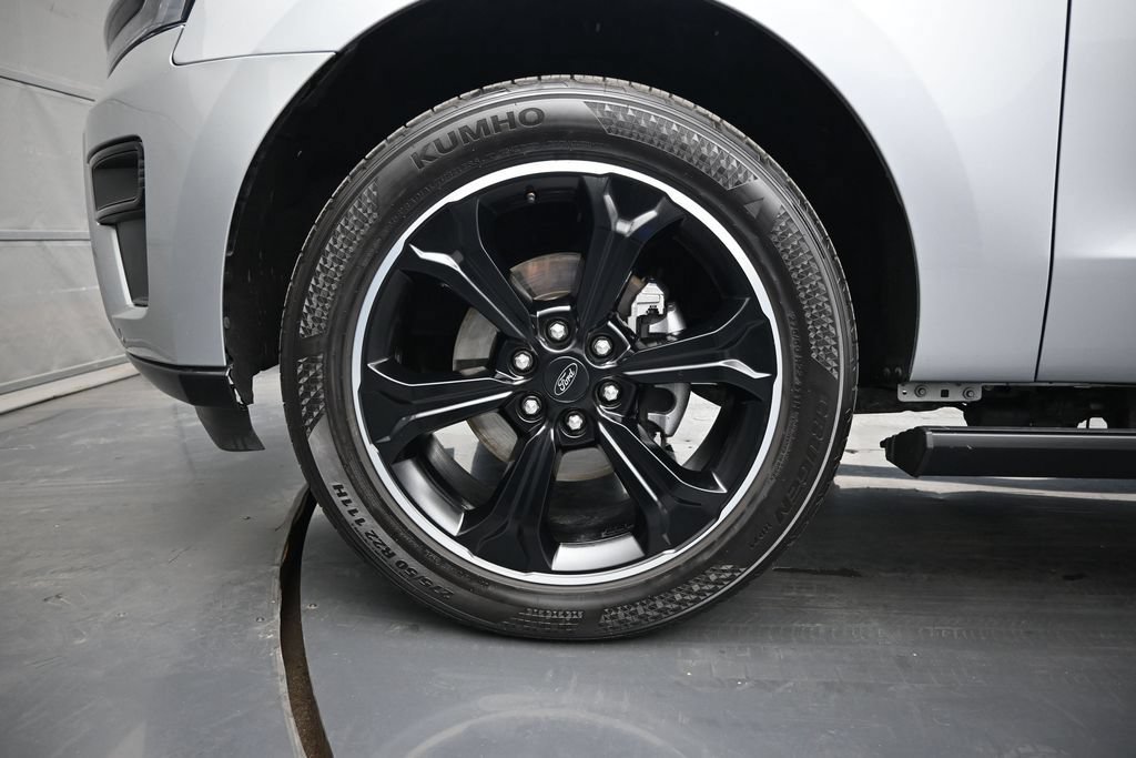 Certified 2022 Ford Expedition Max Limited AWD/4WD image 28