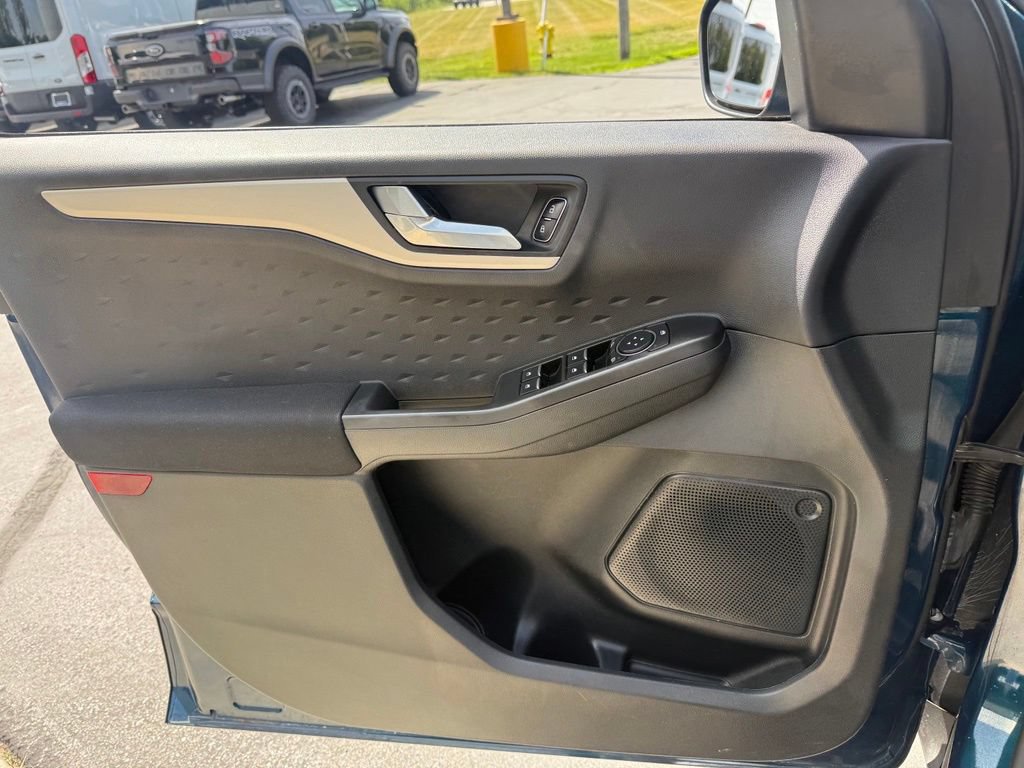 Certified 2020 Ford Escape SE AWD/4WD image 22