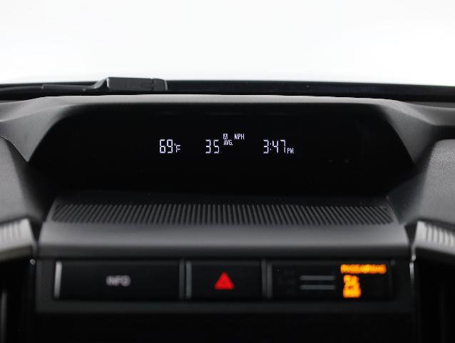 Used 2022 Subaru Ascent Onyx Edition image 16