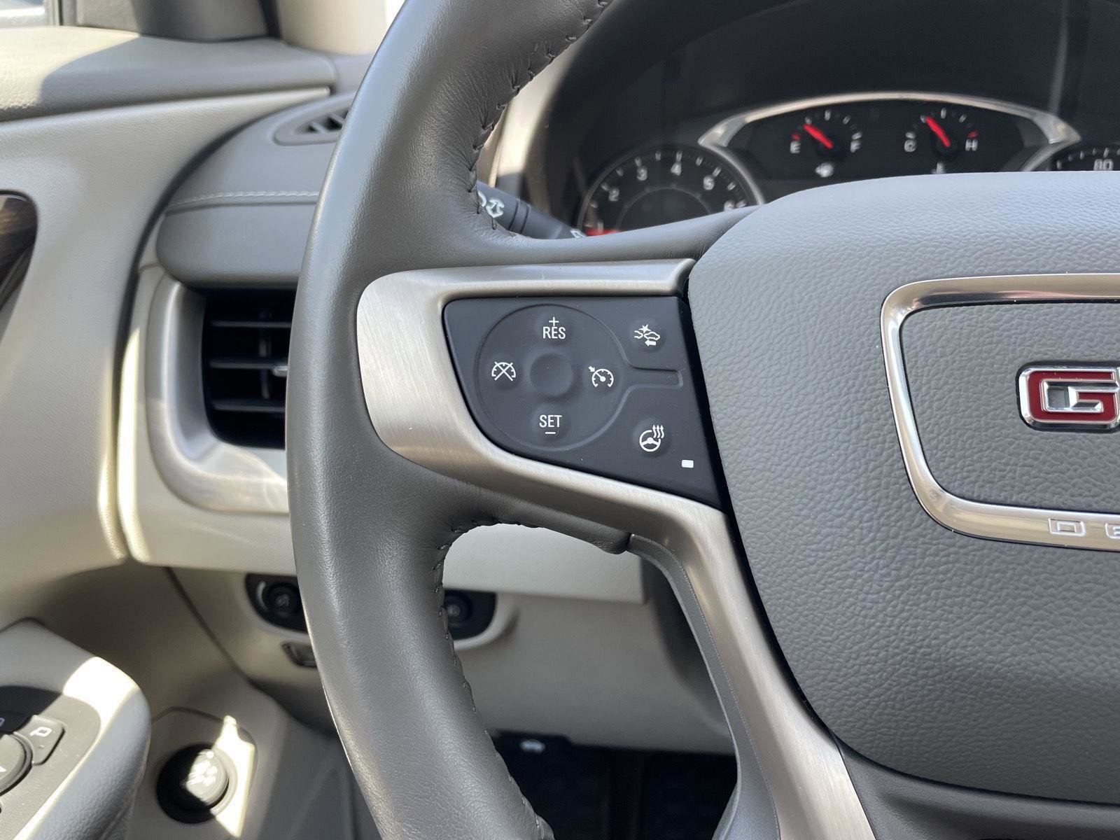 Used 2019 GMC Terrain Denali w/ Advanced Safety Package AWD/4WD image 13
