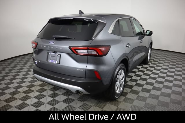 Certified 2023 Ford Escape Active w/ Tech Pack #2 AWD/4WD image 4